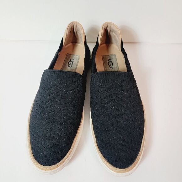 UGG Black Knit Sammy Chevron Slip On Comfort Flats Size 7 - Picture 2 of 10